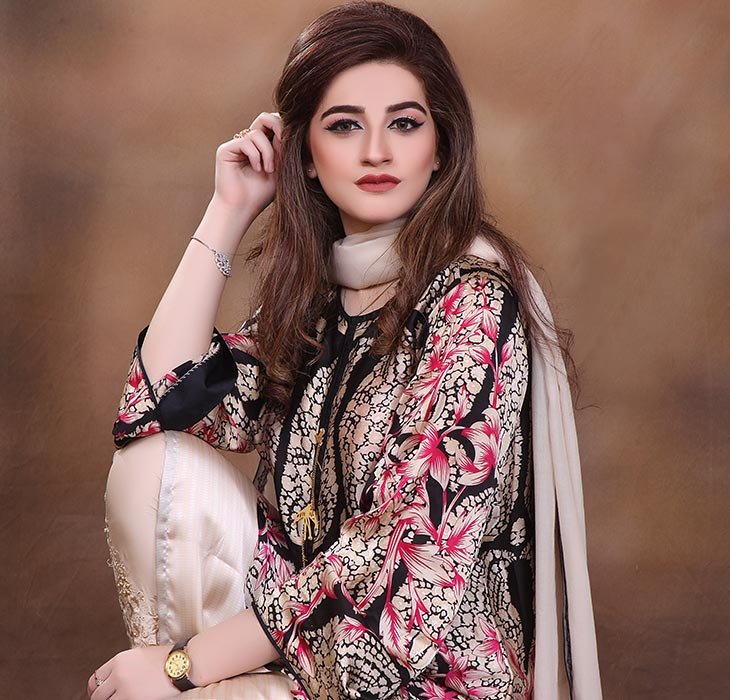 دراز گیسُو، دمکتے عارض، کمان ابرُو ،یہ خواب آنکھیں